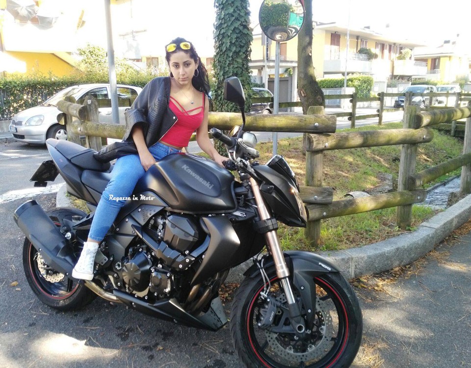 sharon_ragazze_in_moto