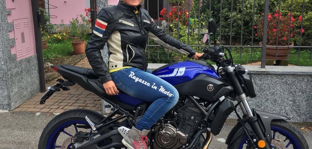 claudia_ragazze_in_moto