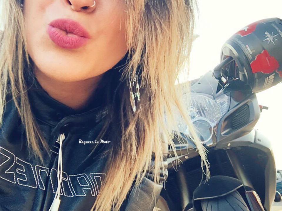 sarah_ragazze_in_moto