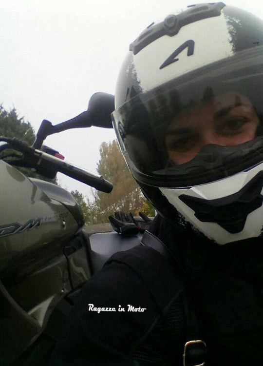 stella_maria_ragazze_in_moto