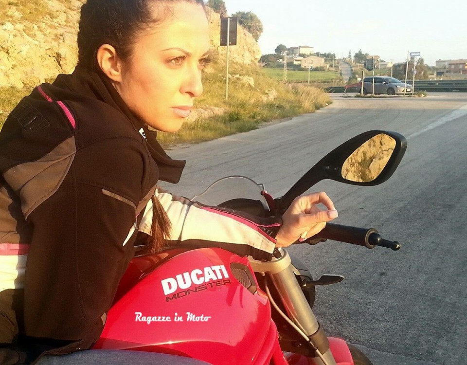 viviana_ragazze_in_moto