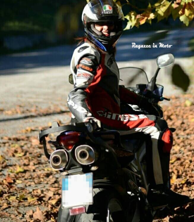 carmen_ragazze_in_moto