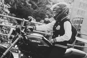 eleo_nora-ragazze_in_moto (4)