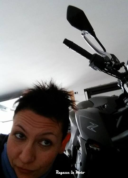 elisa_ragazze_in_moto