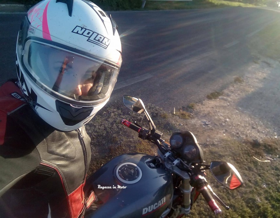 flavia_ragazze_in_moto