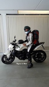 hilary_ragazze_in_moto (11)