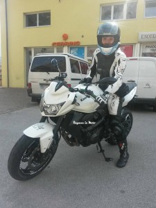 hilary_ragazze_in_moto (15)