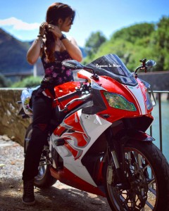 kim_ragazze_in_moto-(7)