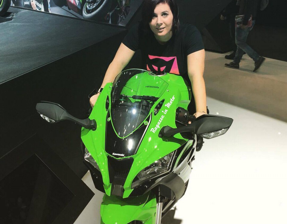 maria_ragazze-in_moto