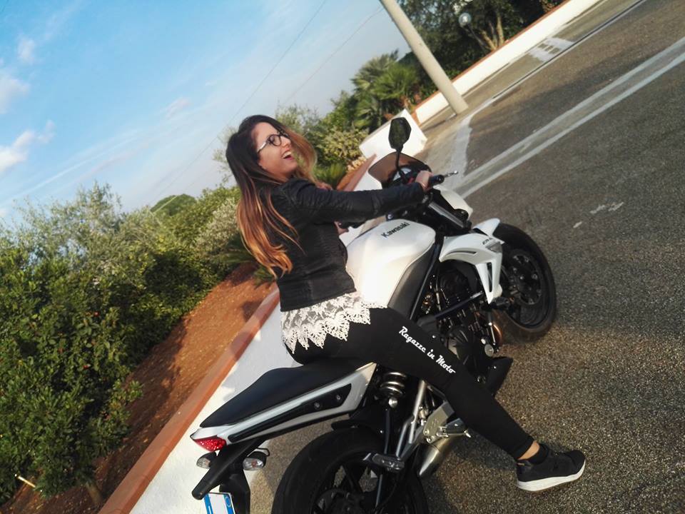 marilena-ragazze_in-moto