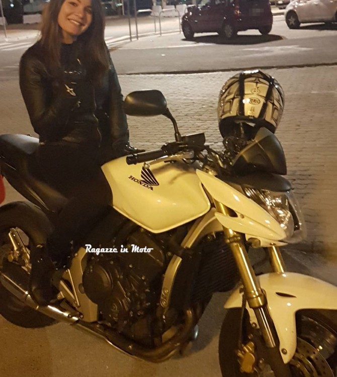 nico_ragazze_in_moto