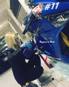 valeria_ragazze_in-moto (11)