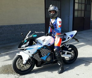 giulia_ragazze-in_moto (4)