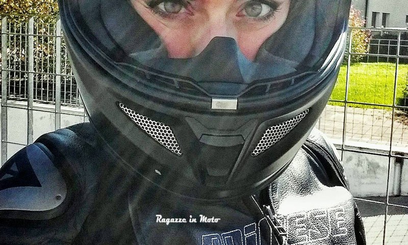valeria_ragazze_in_moto