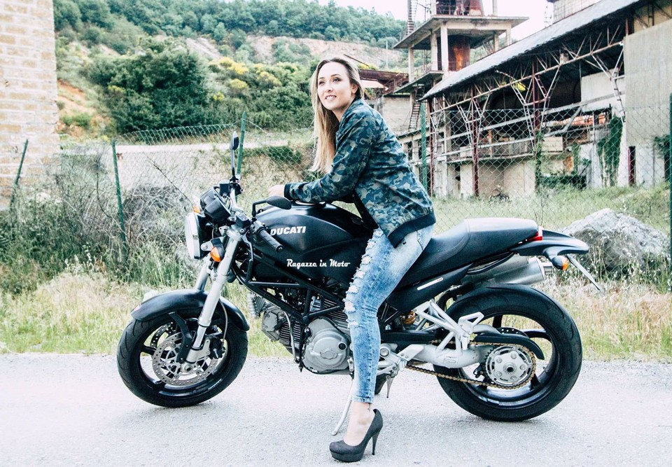 eleonora_ragazze_in_moto