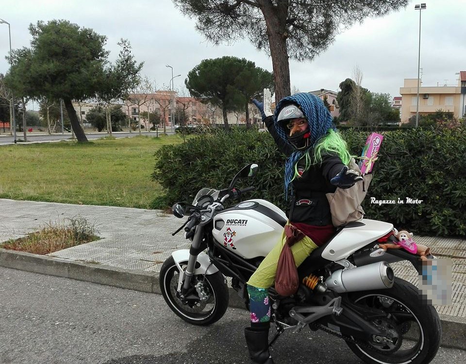 federica_ragazze_in_moto