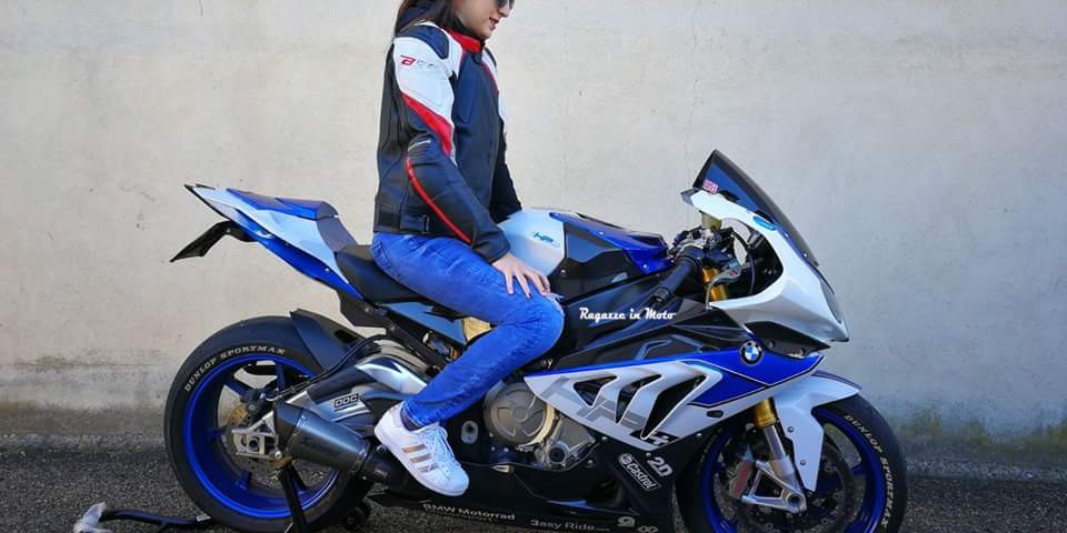 giulia_ragazze_in_moto