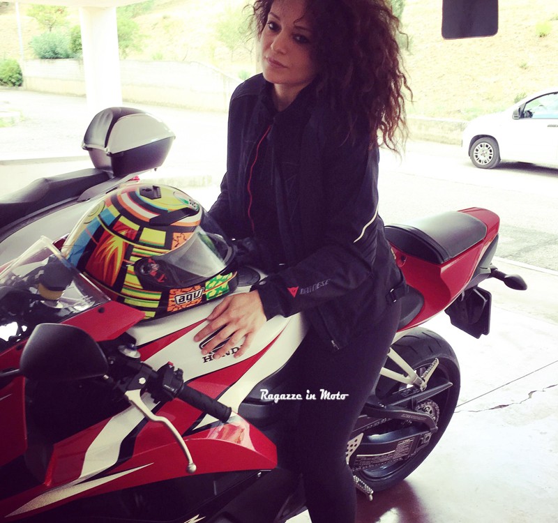 mariangela_ragazze_in_moto