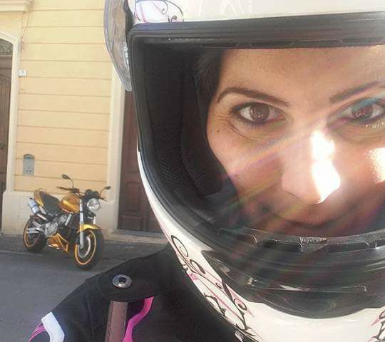 sara_ragazze-in_moto