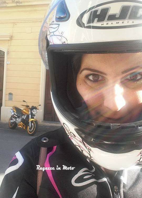 sara_ragazze-in_moto