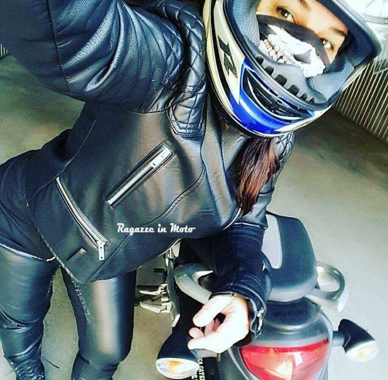 diana_ragazze_in_moto