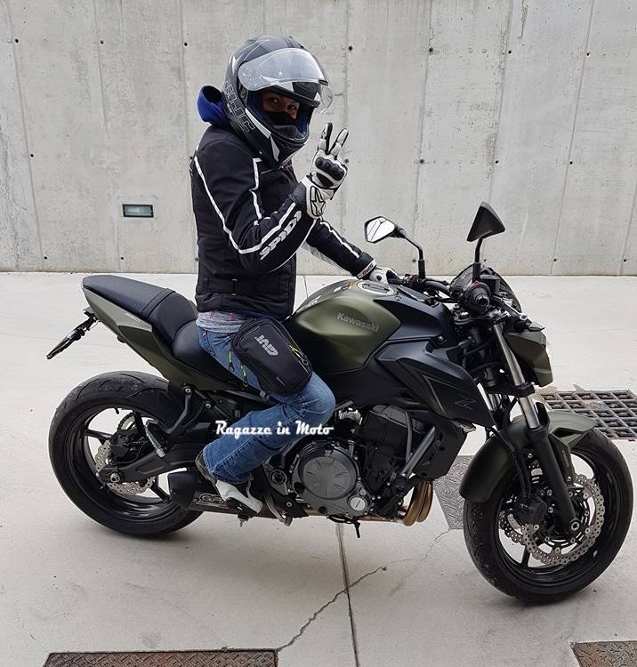 elisa_ragazze_in_moto
