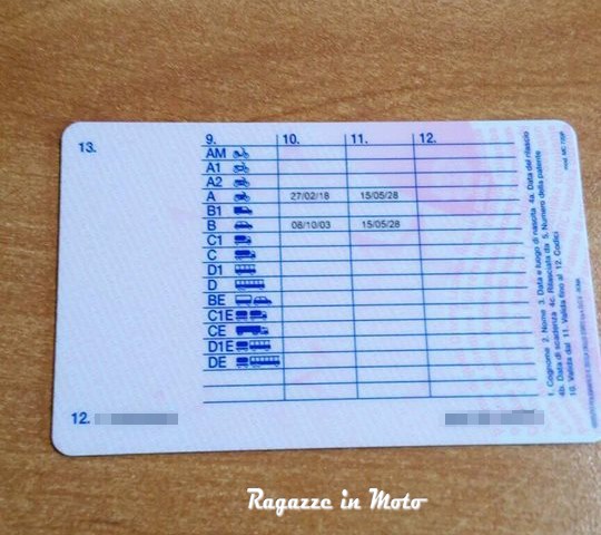 stella_maria_ragazze_in-moto