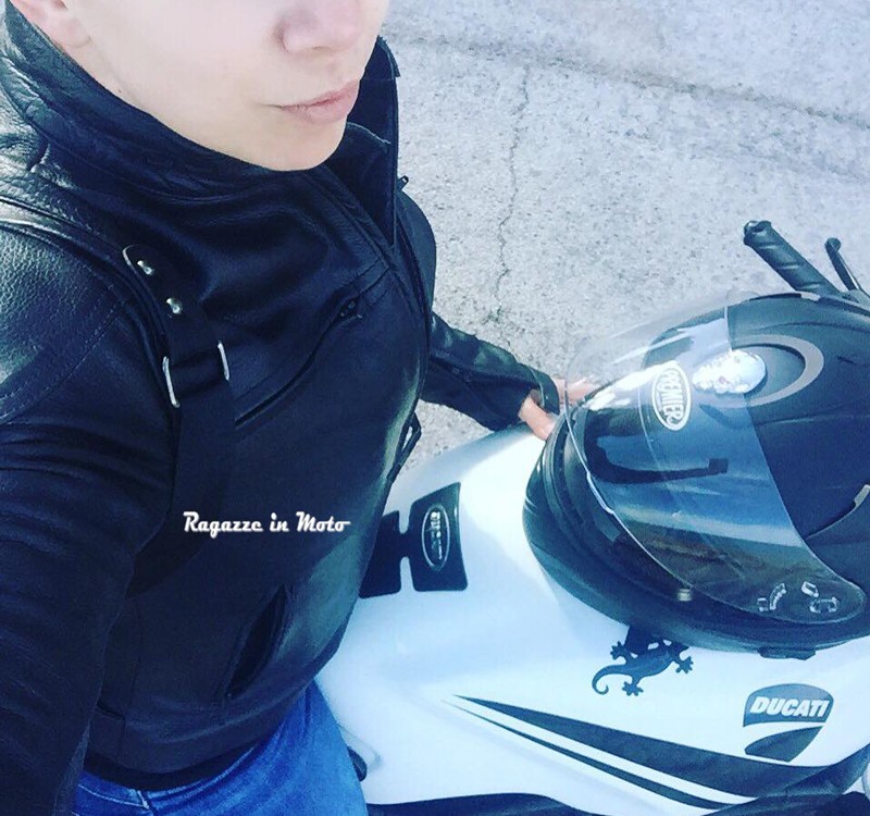 giada_ragazze_in_moto