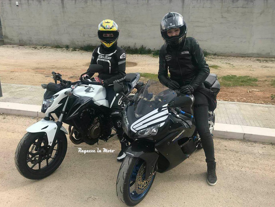 simona_ragazze_in_moto