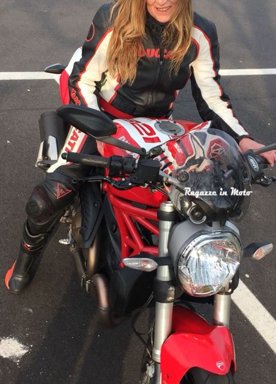 donatella_ragazze_in_moto