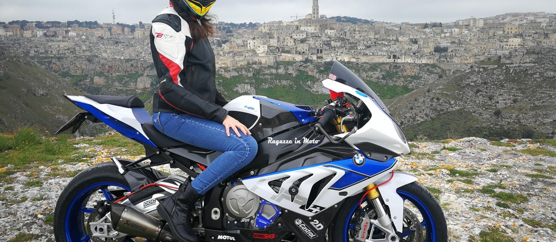 giulia_ragazze_in_moto