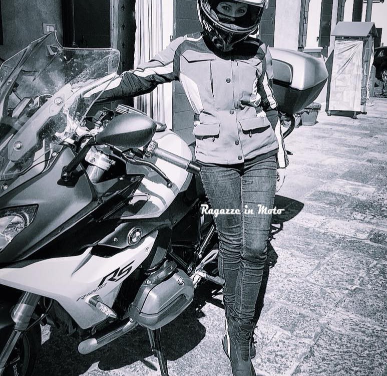 ilenia_ragazze_in_moto