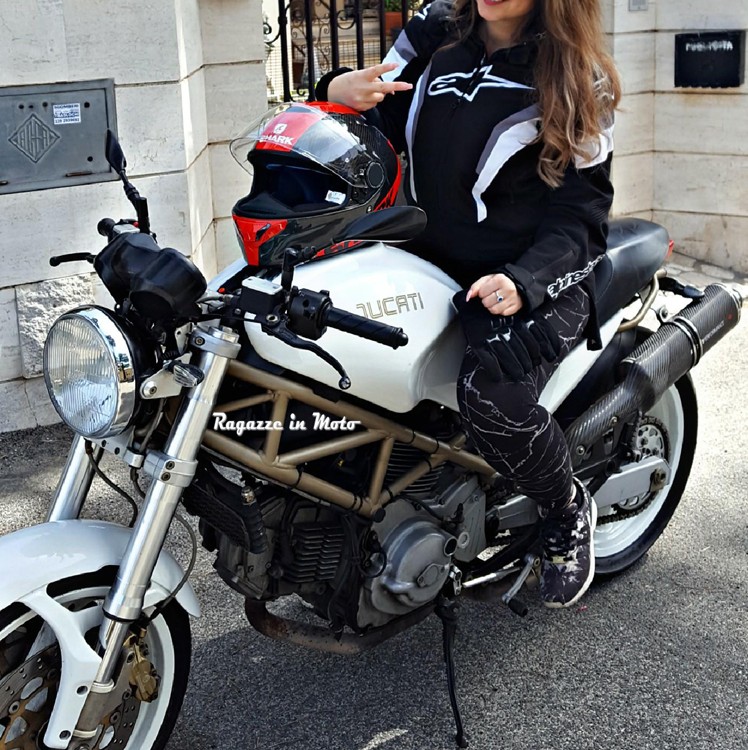 nadia_ragazze_in_moto