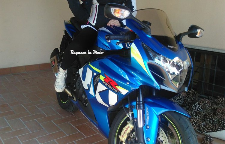 anna_ragazze_in_moto