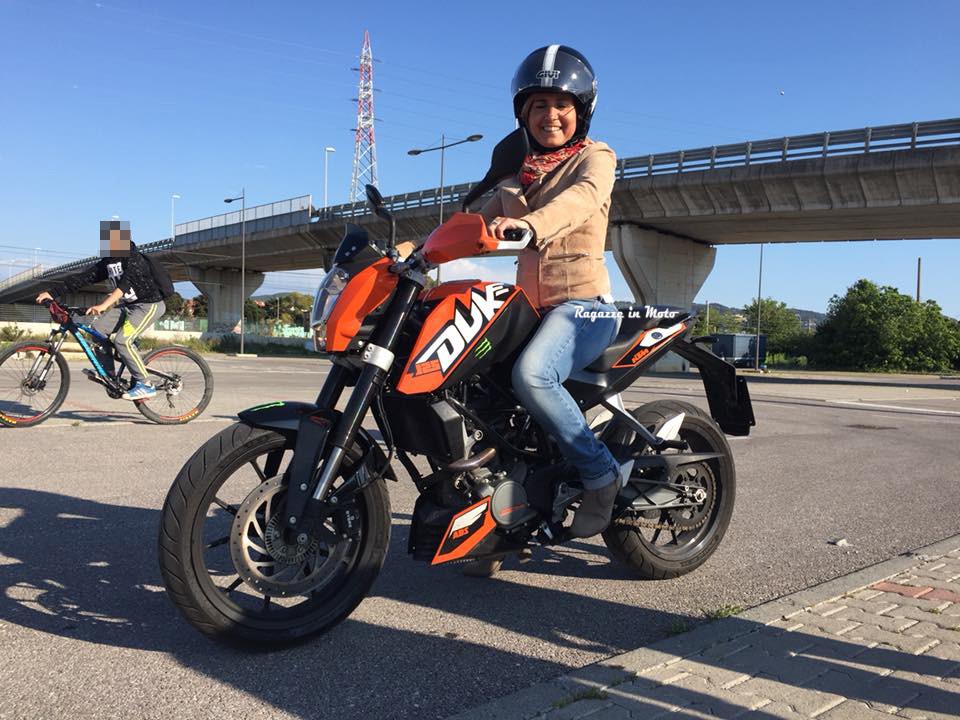 isabella_ragazze_in_moto