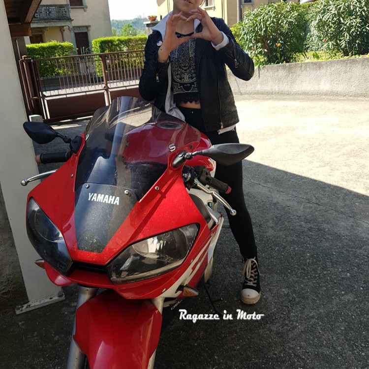 serena_ragazze_in_moto