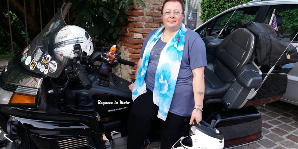 celeste_ragazze_in_moto