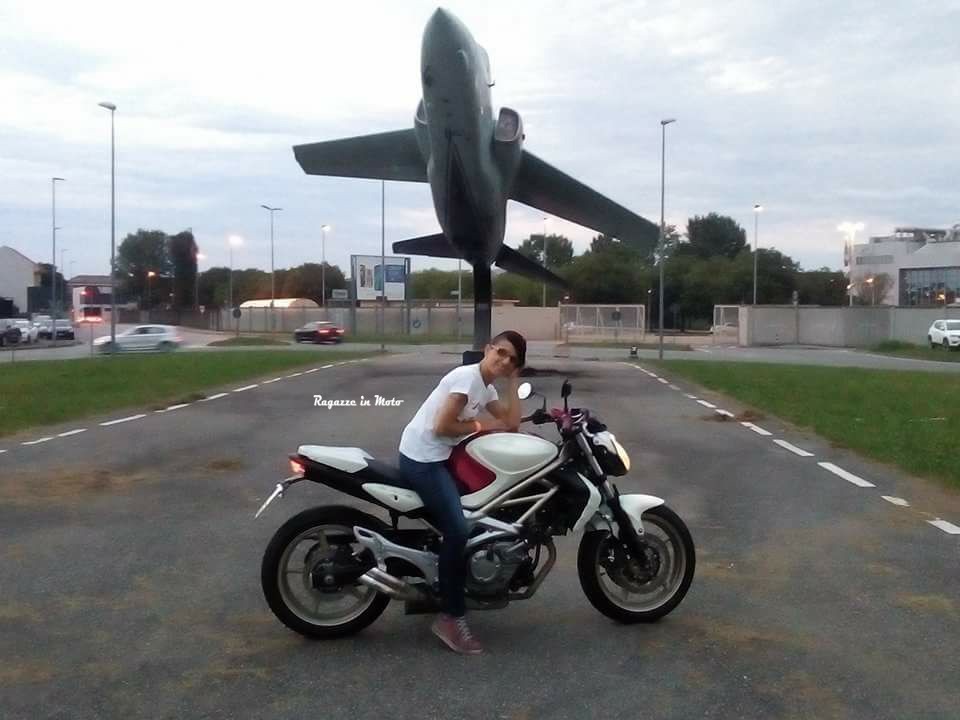 cinzia_ragazze_in_moto