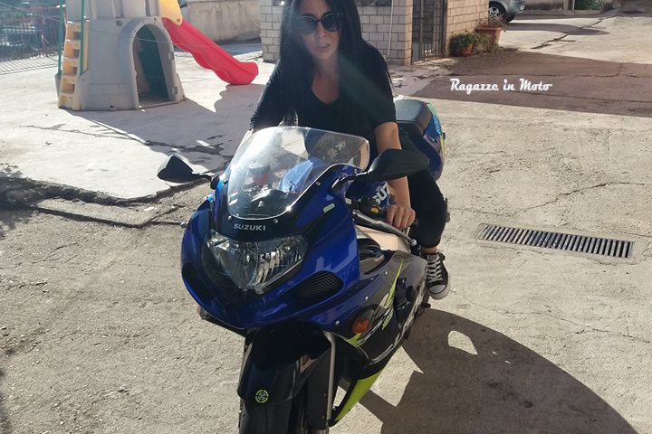 elisabetta_ragazze_in_moto