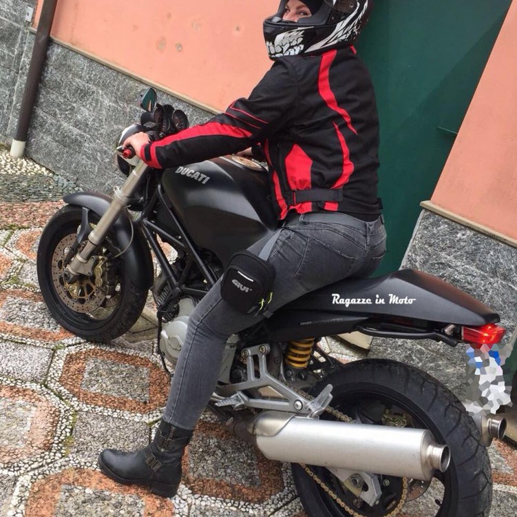 isabella_ragazze_in_moto