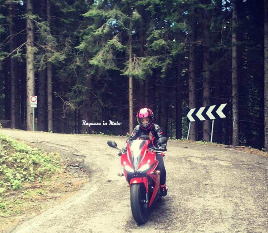 nicoleta_ragazze_in_moto