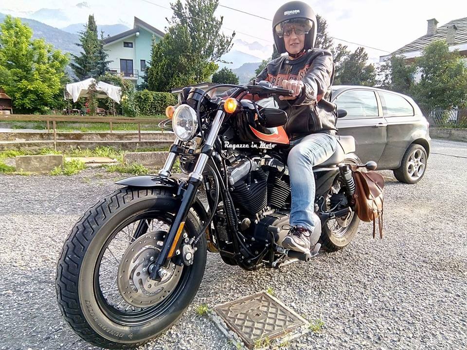 paola_ragazze_in_moto