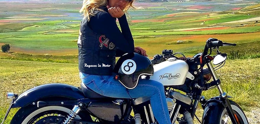 Cinzia_ragazze_in_moto