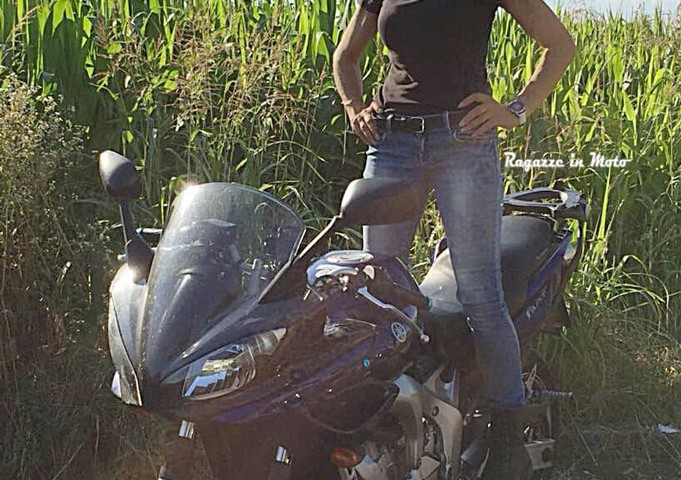 carmen_ragazze_in-moto