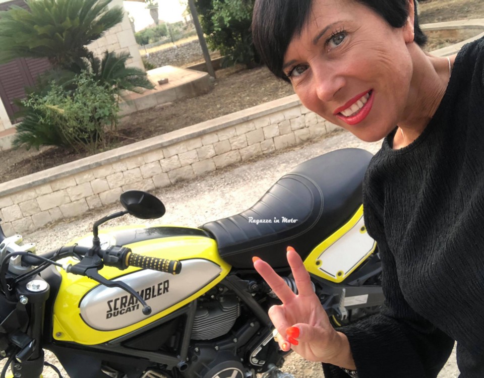 cristiana_ragazze_in_moto