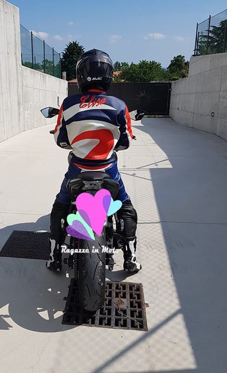 elisa_ragazze_in_moto