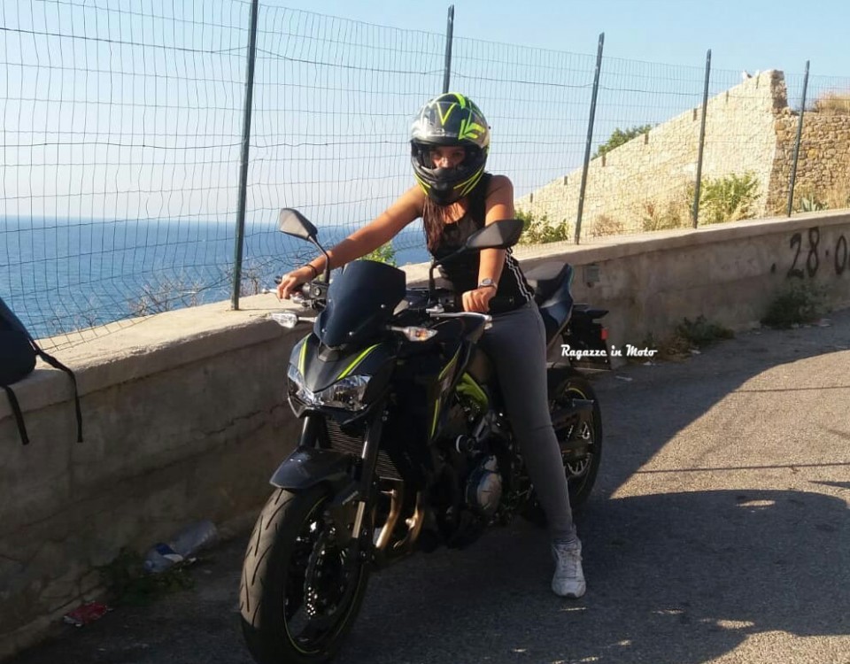 valeria_ragazze_in_moto