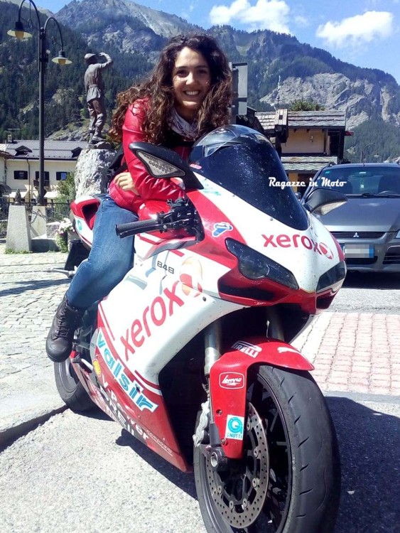 annalisa_ragazze_in_moto