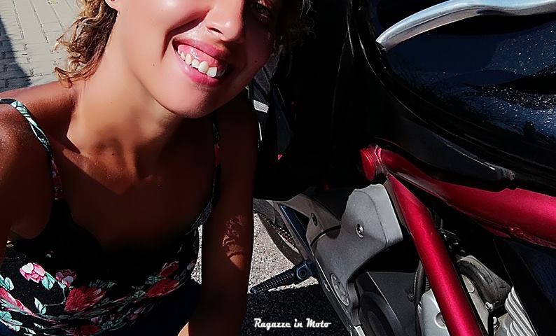 maria_ragazze_in_moto