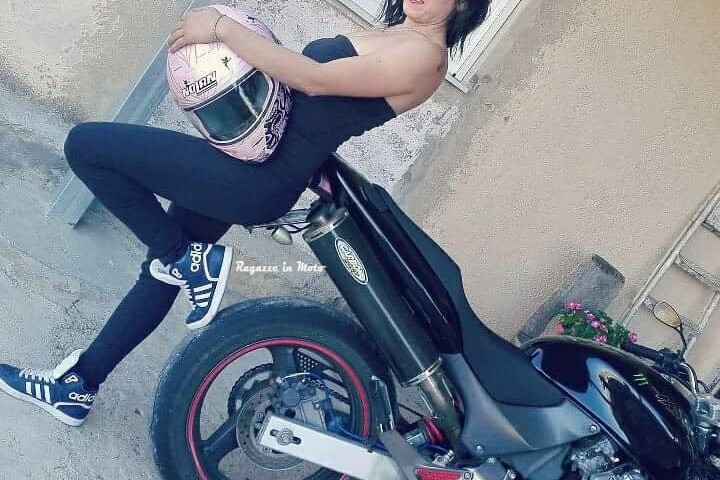 angelica_ragazze-in_moto